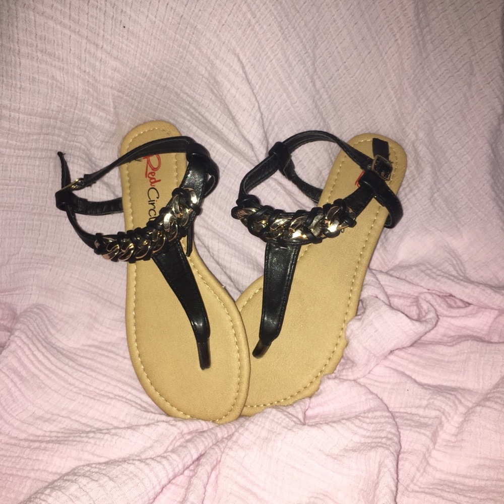 Chain link sandals